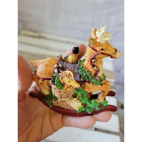 Reindeer rocking chair Xmas figurine village home - Picture 6 of 9